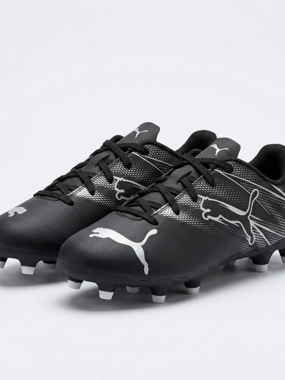 Puma Boys Black Soccer Cleats